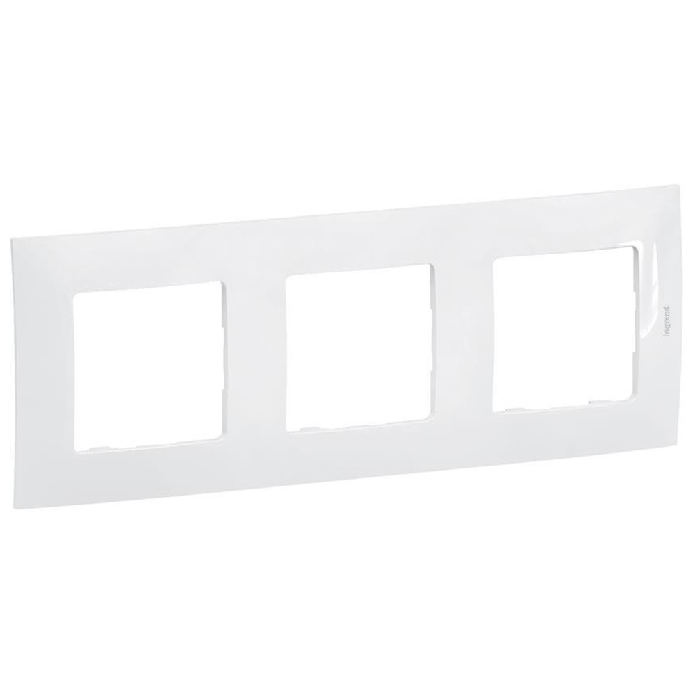 LEGRAND - Тройна рамка Niloe New бяла - NP113WH