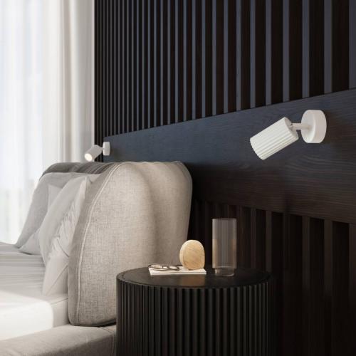 SOLLUX - White wall lamp KARBON with switch 10W GU10 SL.1541