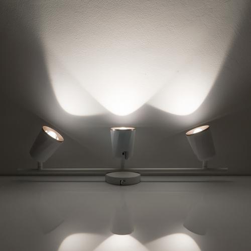 V-TAC - 18W LED Тройна Спот Лампа 3000К Бяла SKU: 218258