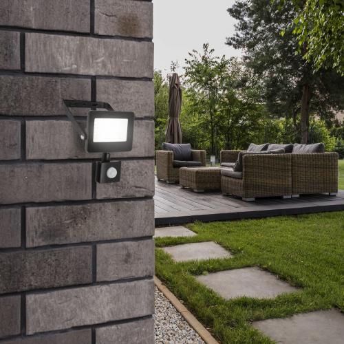 RABALUX - LED floodlight with a sensor FLOOD 7066 LED 10W 900lm 4000K IP44